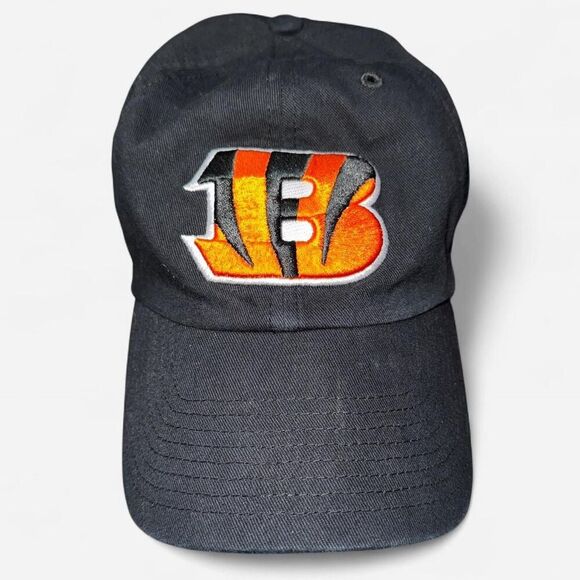 NFL Cincinnati Bengals Black Adjustable Hat with Embroidered B Logo - Picture 6 of 6